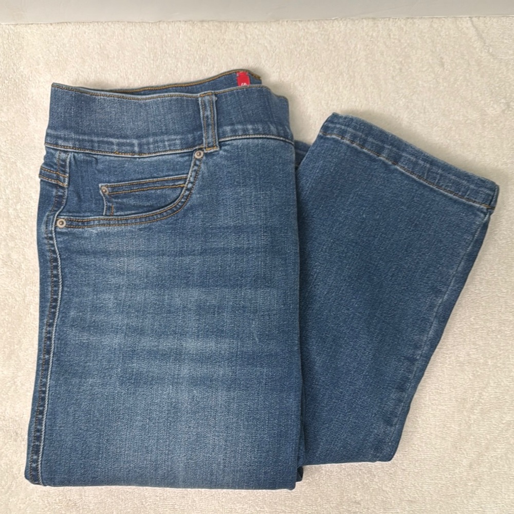 SPANX Pull-on Straight Leg Blue Jeans Size Large